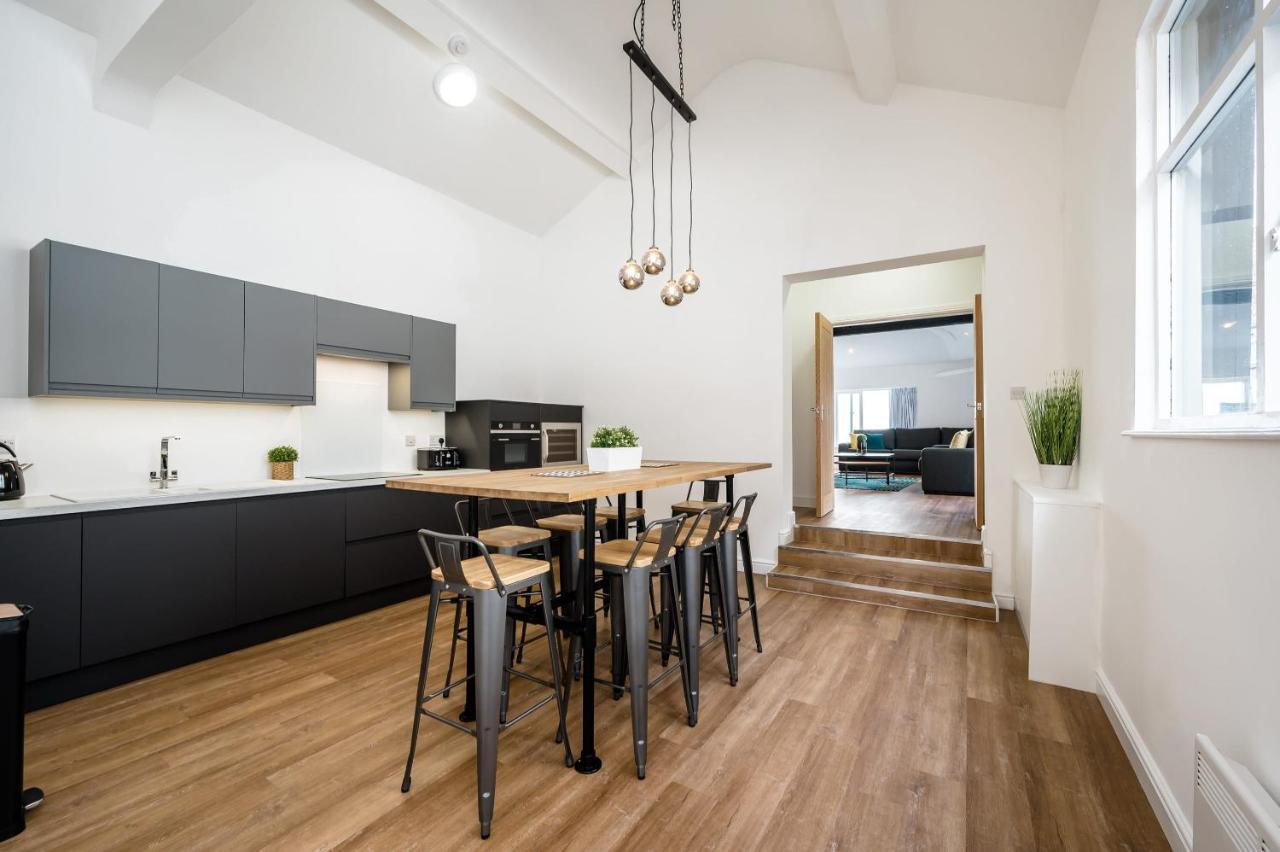 Host & Stay - Wood Street Nightlife Apartment Ливърпул Екстериор снимка