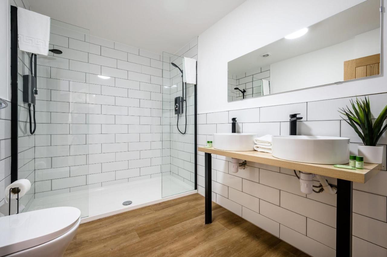 Host & Stay - Wood Street Nightlife Apartment Ливърпул Екстериор снимка