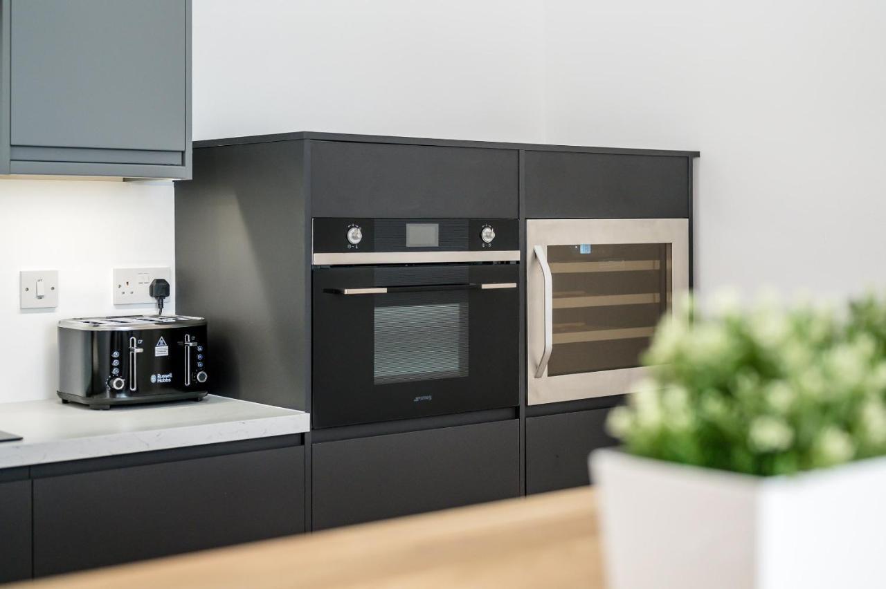 Host & Stay - Wood Street Nightlife Apartment Ливърпул Екстериор снимка
